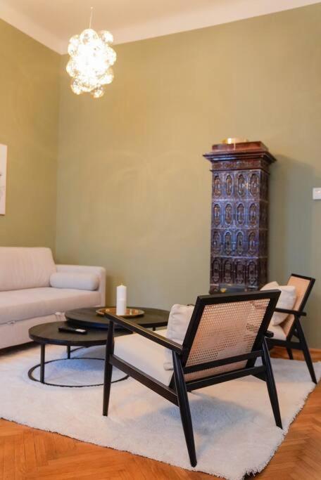 Boutique Suite Near Museum District Bécs Kültér fotó