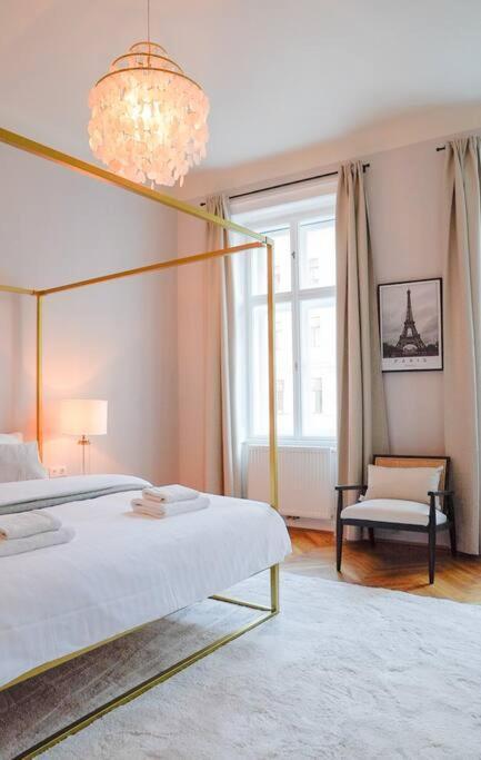 Boutique Suite Near Museum District Bécs Kültér fotó