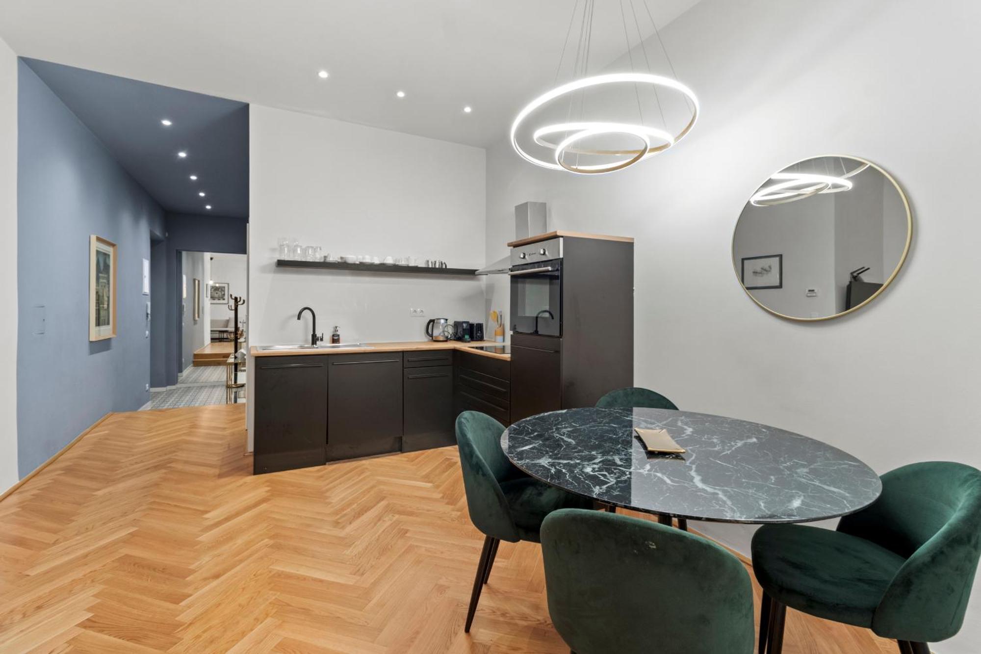Boutique Suite Near Museum District Bécs Kültér fotó