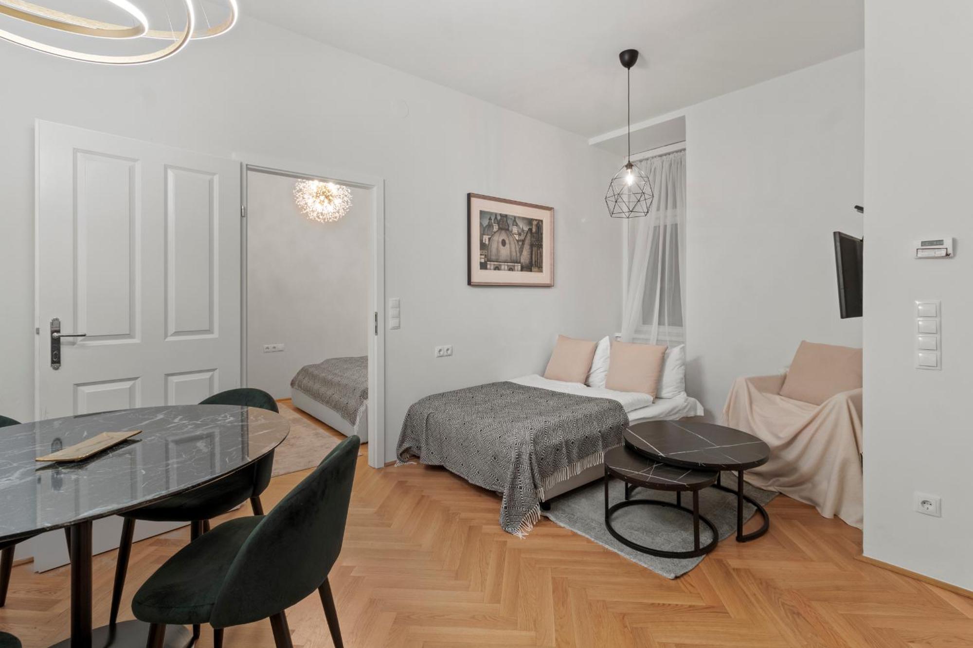 Boutique Suite Near Museum District Bécs Kültér fotó