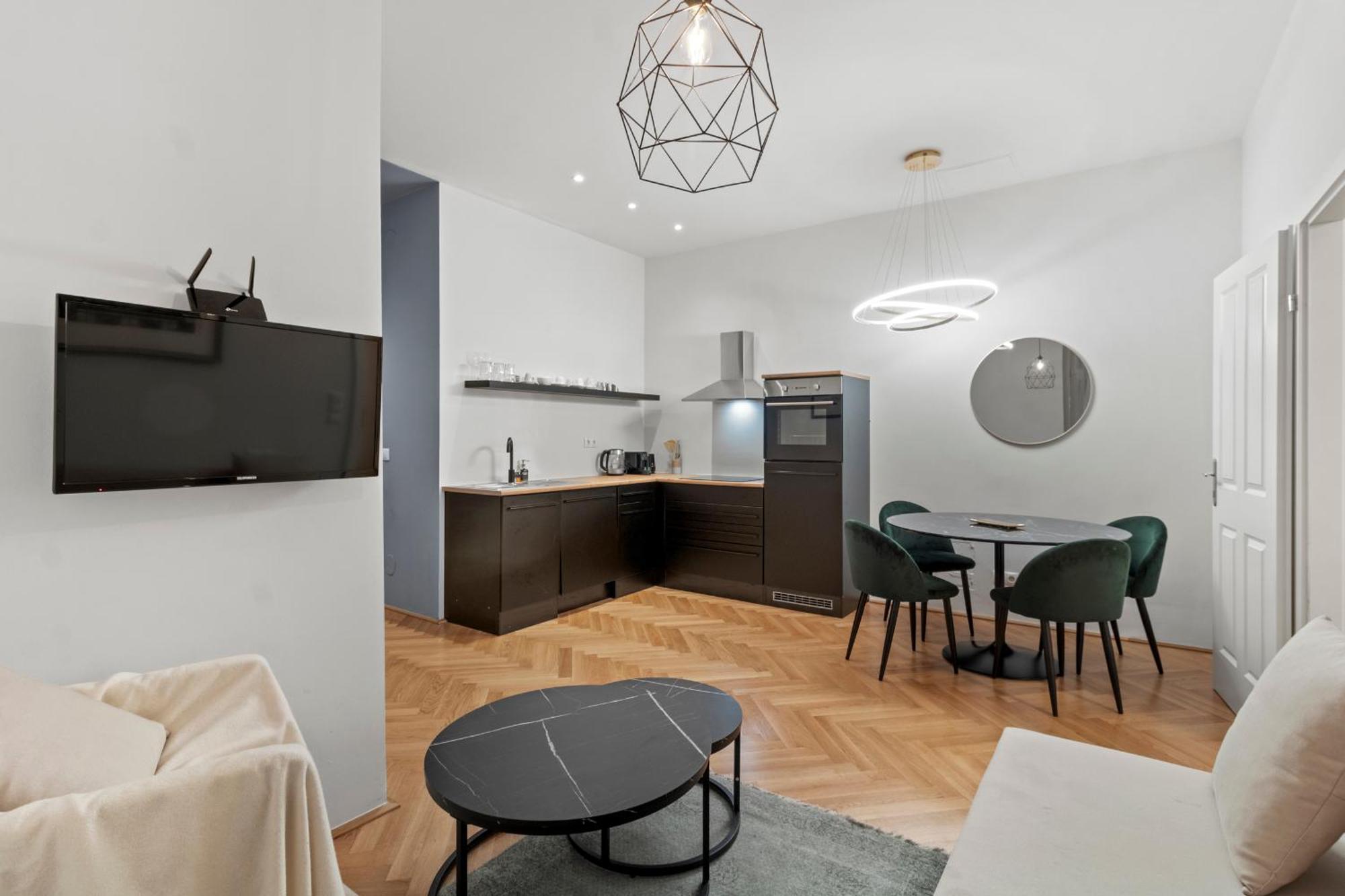 Boutique Suite Near Museum District Bécs Kültér fotó